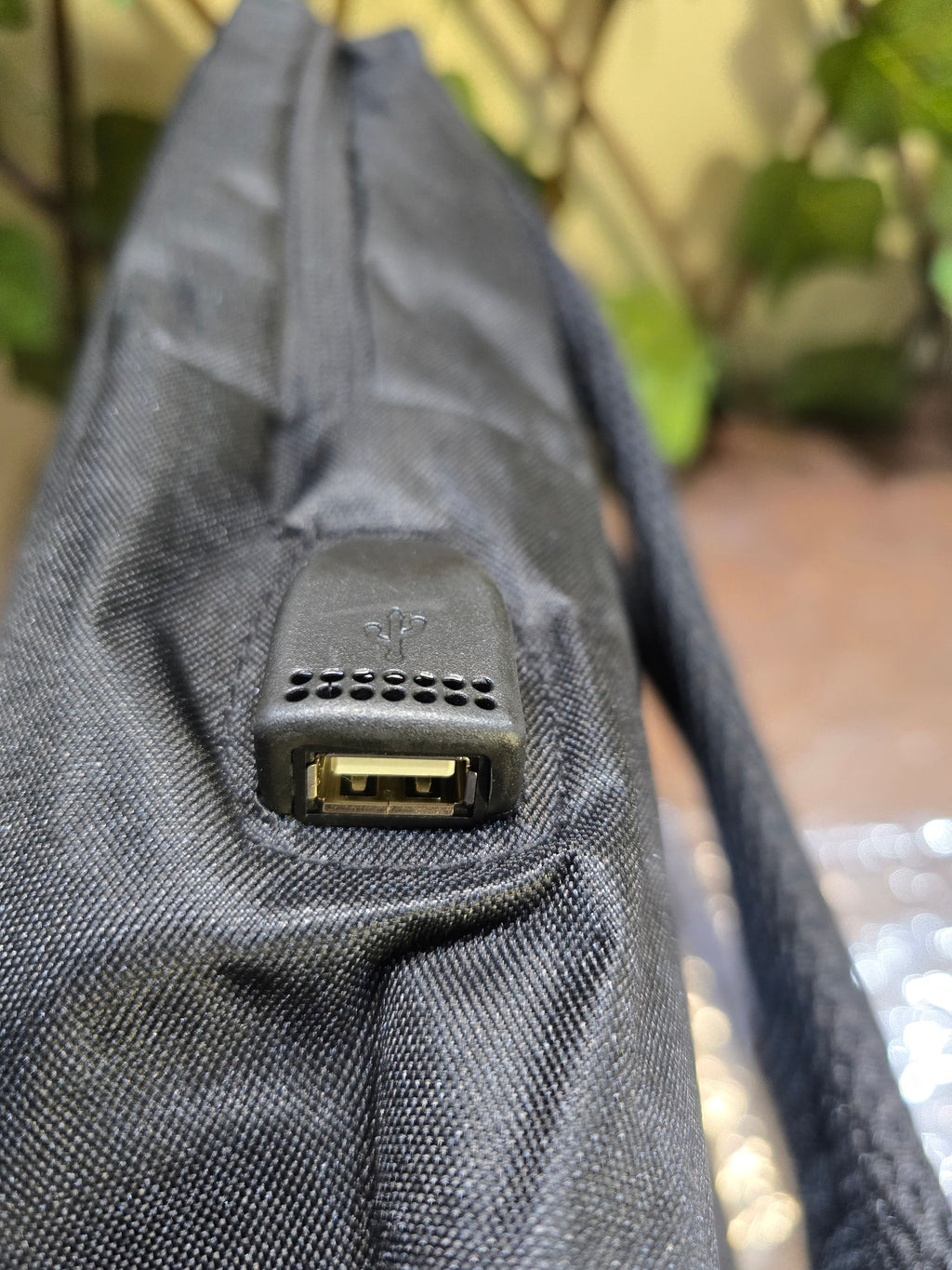 Everyday Laptop Backpack with Sports Bottle and Stainless Steel Jewellery Set