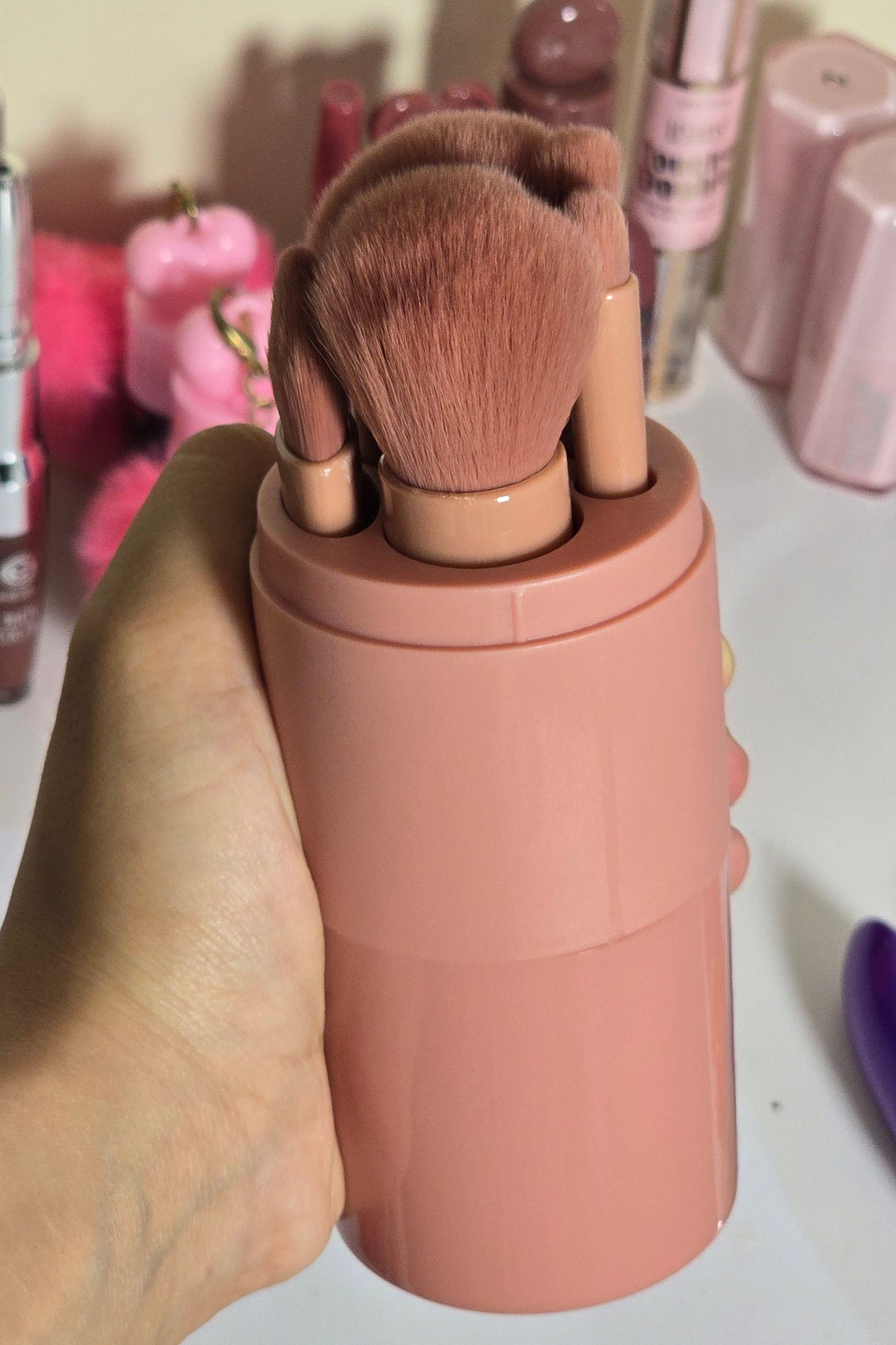 Makeup Brush Set With a Holder