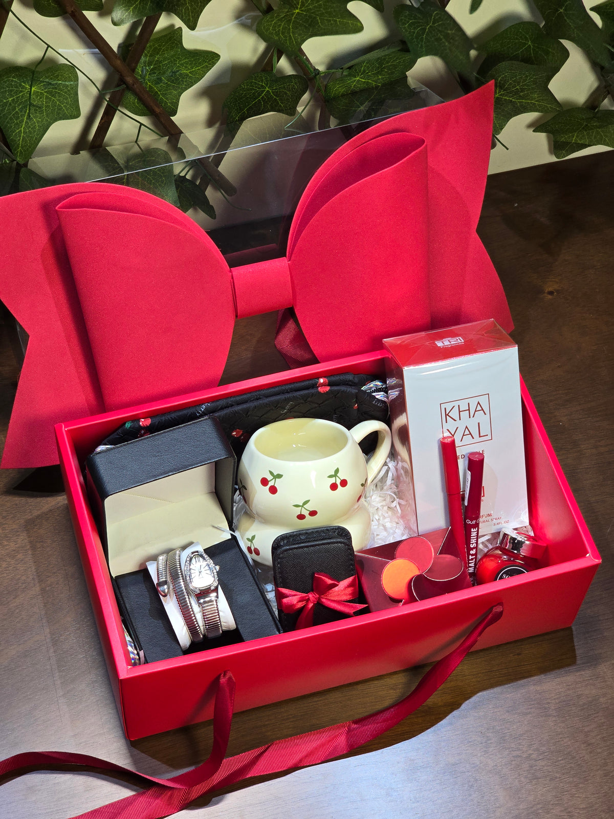Luxury Personalised Gift Hamper Collection