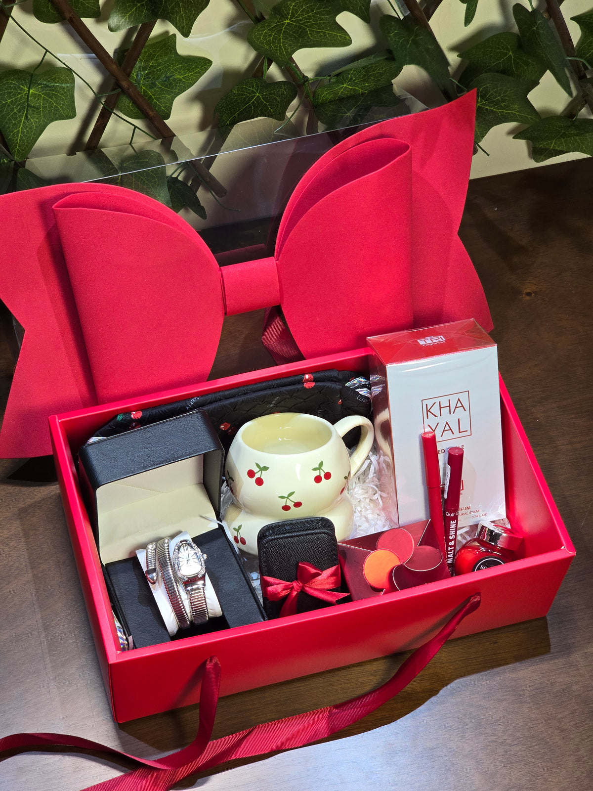 Luxury Personalised Gift Hamper Collection