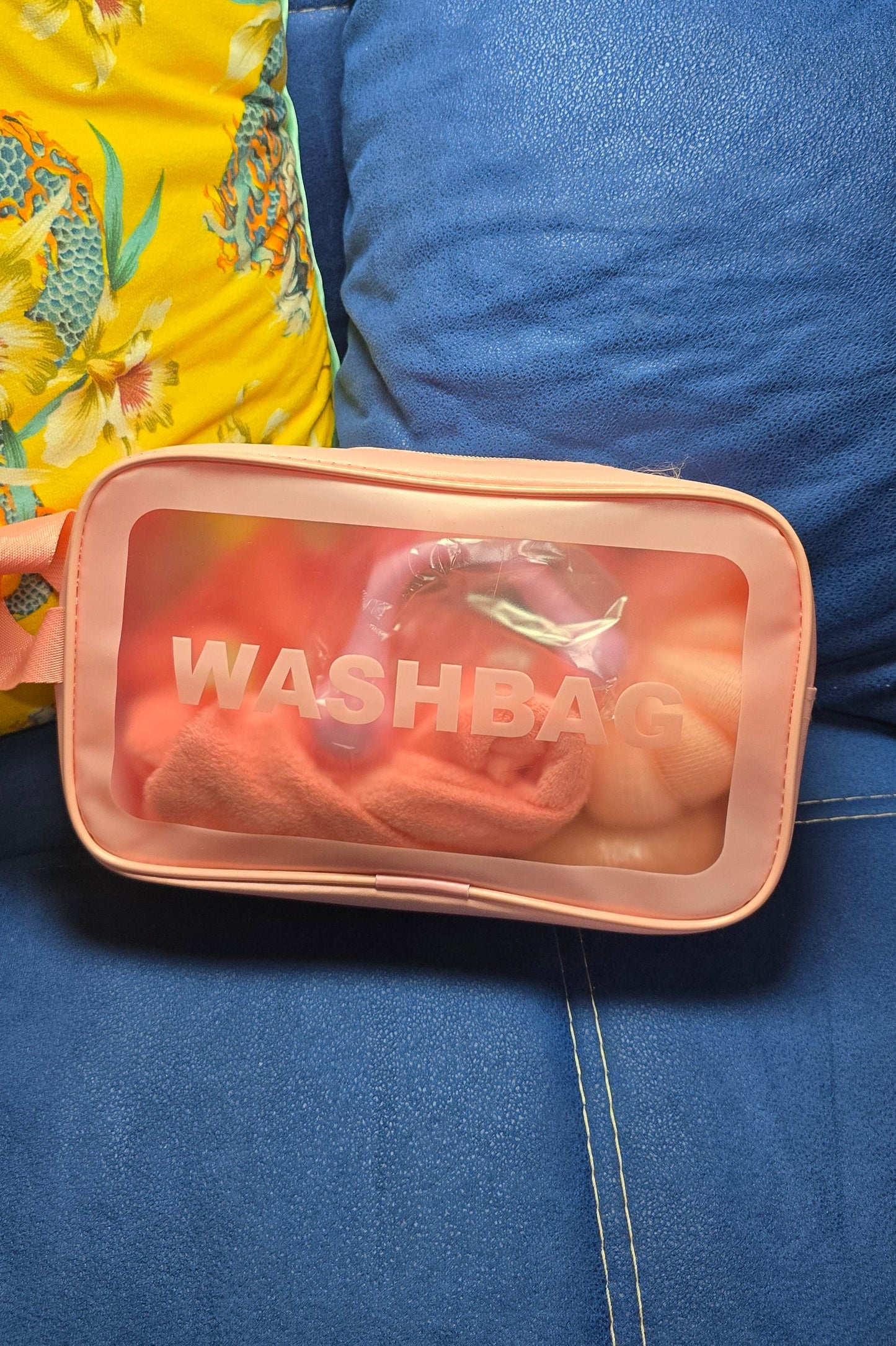 Shower kit 4 pieces + bag
